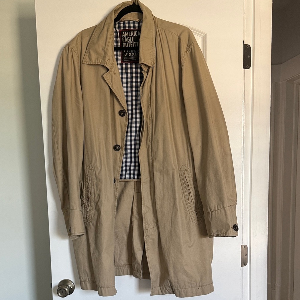 American Eagle Outfitters Men's Beige Trench Coat